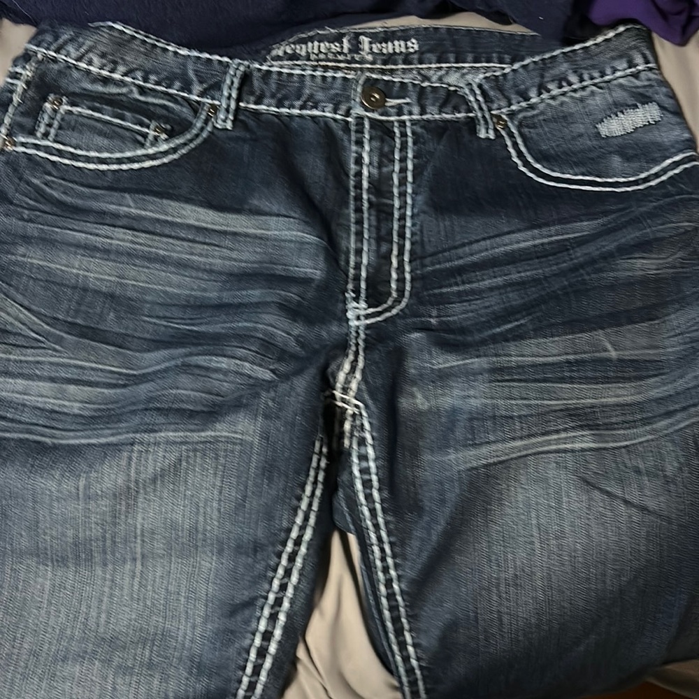 REQUEST JEANS!!!